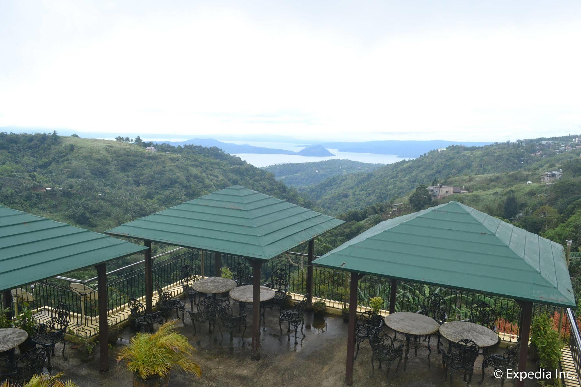 Royal Taal Inn Tagaytay City Exterior foto